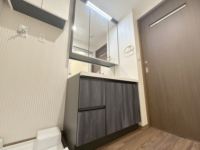 物件内観写真12　(洗面)