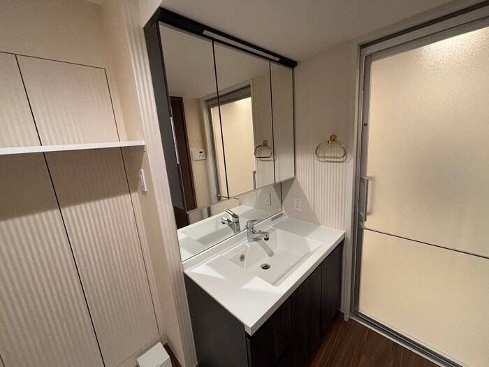 物件内観写真13　(洗面)