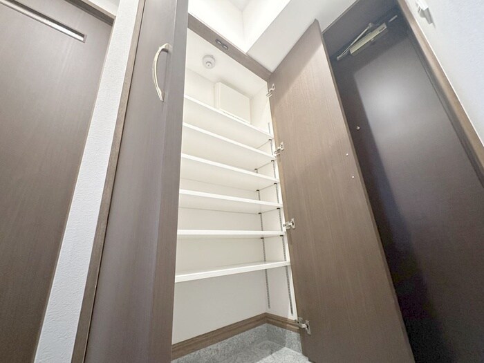 物件内観写真20　(靴箱)