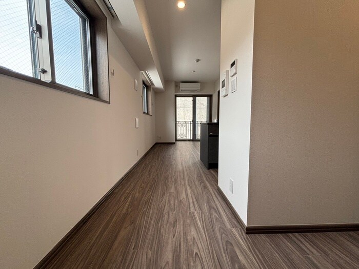 物件内観写真20　(廊下)
