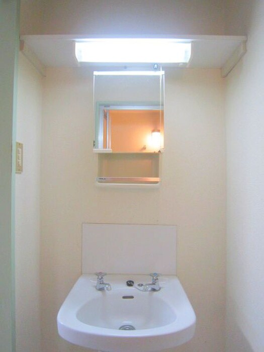 物件内観写真10　(洗面)