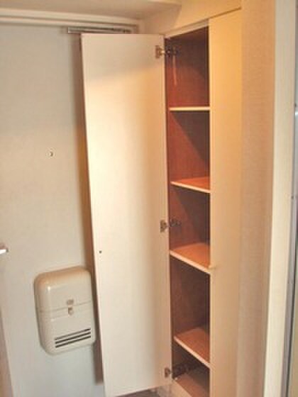 物件内観写真10　(靴箱)