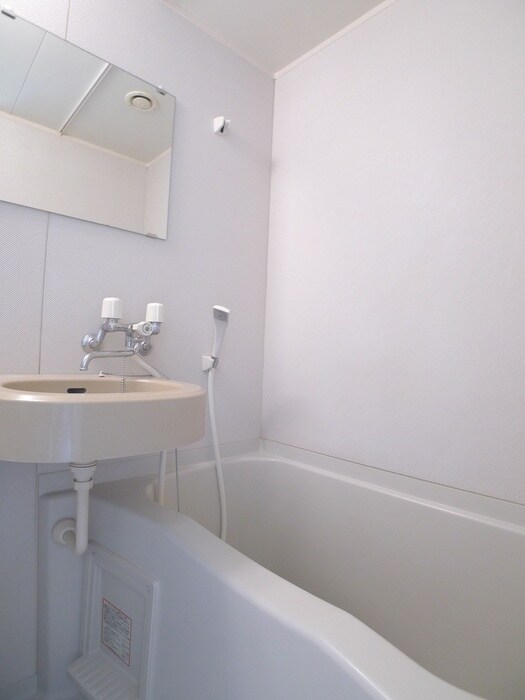 物件内観写真11　(バス／シャワールーム等)