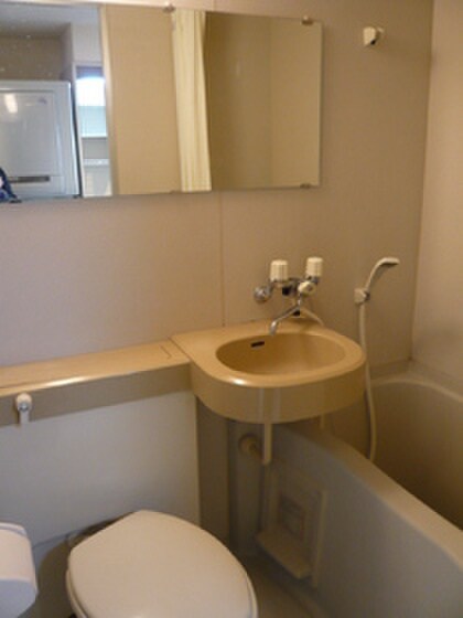 物件内観写真11　(洗面)