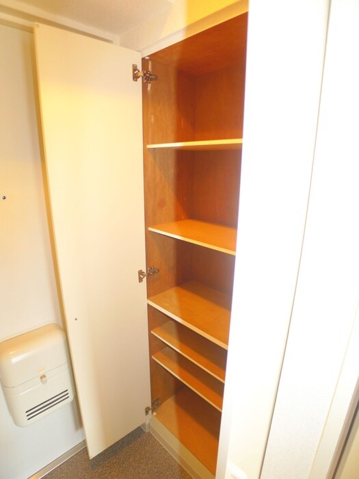 物件内観写真14　(靴箱)