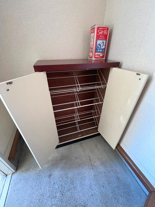 物件内観写真14　(靴箱)