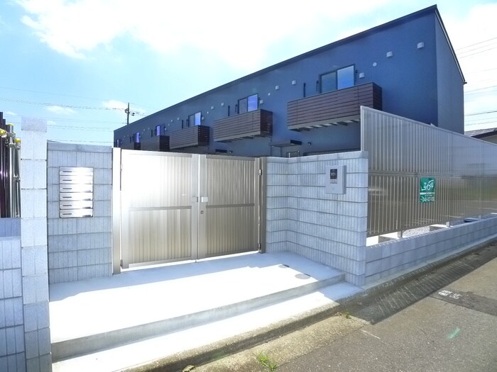 物件外観写真1　(外観写真)