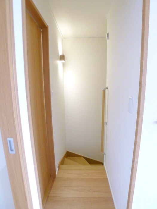 物件内観写真21　(廊下)