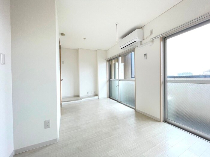 物件内観写真14　(居室)