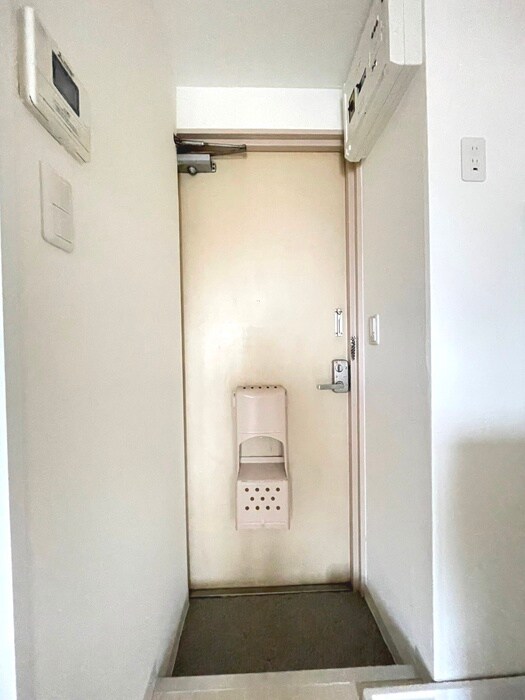 物件内観写真19　(玄関)