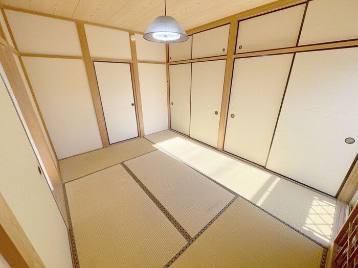 物件内観写真8　(居室)