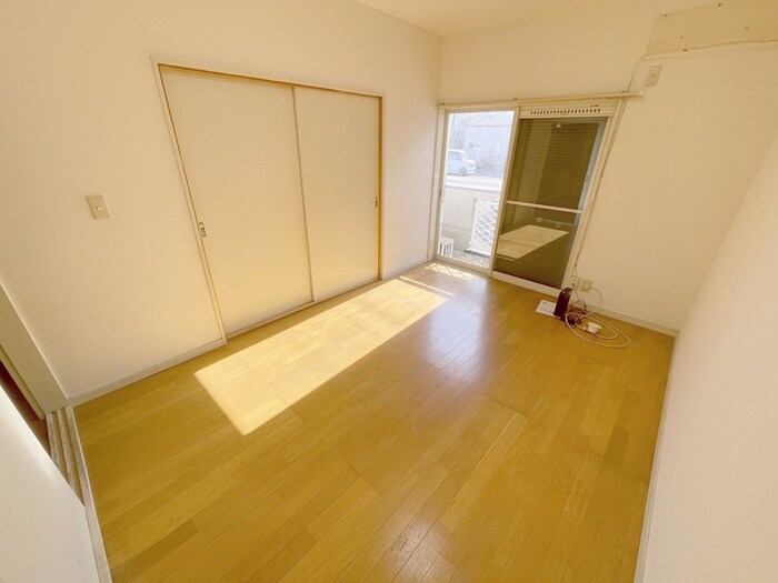 物件内観写真9　(居室)