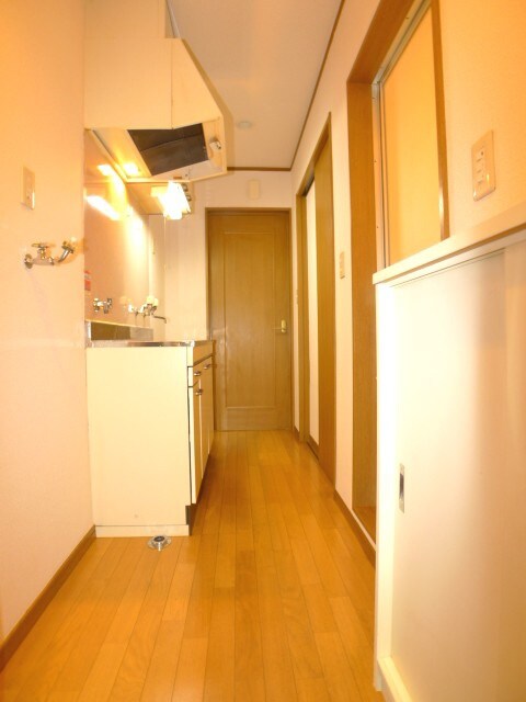 物件内観写真13　(玄関)