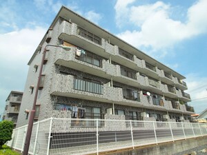 グリ－ンフィ－ルドＢ棟外観写真
