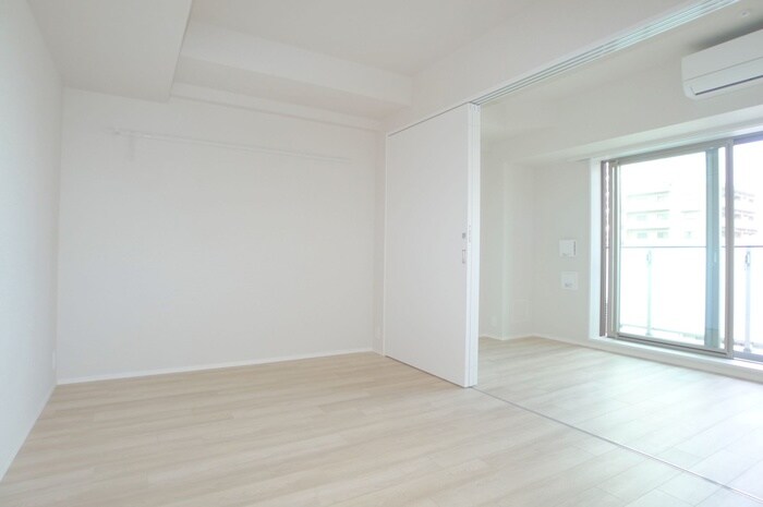 物件内観写真10　(内観写真)