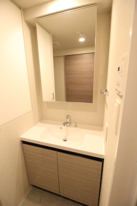 物件内観写真12　(洗面)