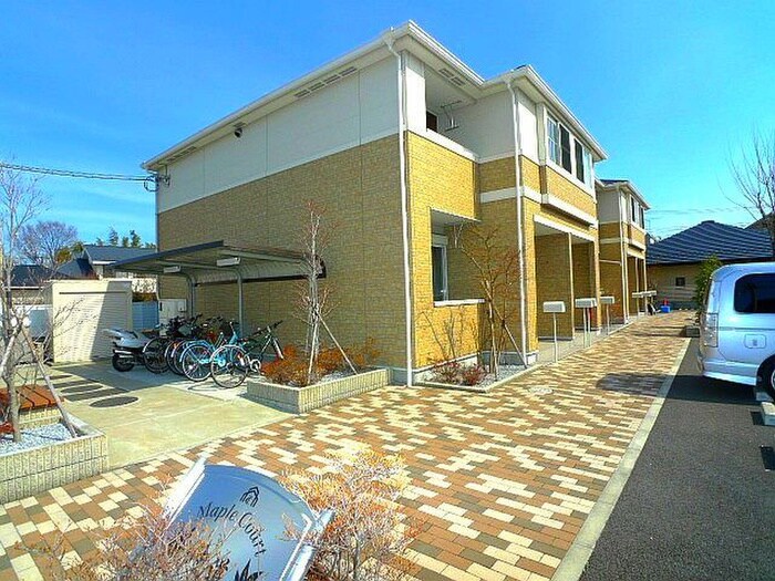 物件外観写真2　(駐輪場)