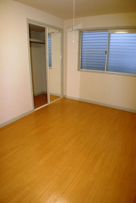 物件内観写真5　(居室)