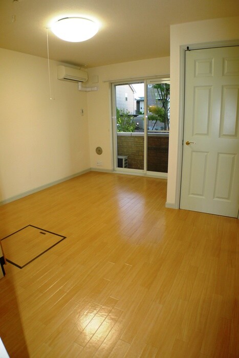 物件内観写真7　(収納)