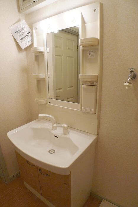 物件内観写真11　(洗面)