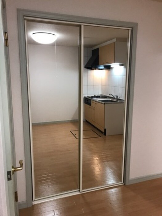 物件内観写真13　(収納)