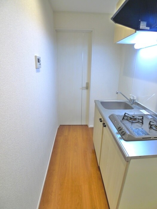 物件内観写真16　(廊下)