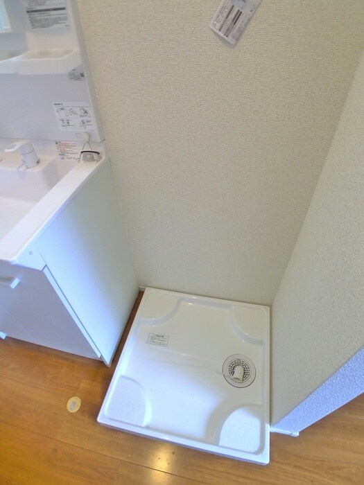 物件内観写真20　(洗濯機置場)