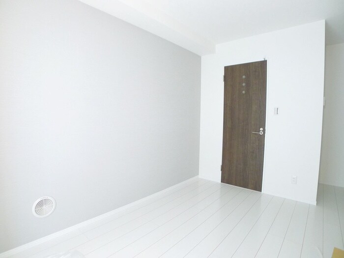 物件内観写真16　(室内からの展望)