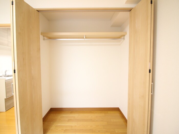 物件内観写真12　(収納)