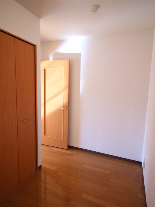 物件内観写真17　(居室)