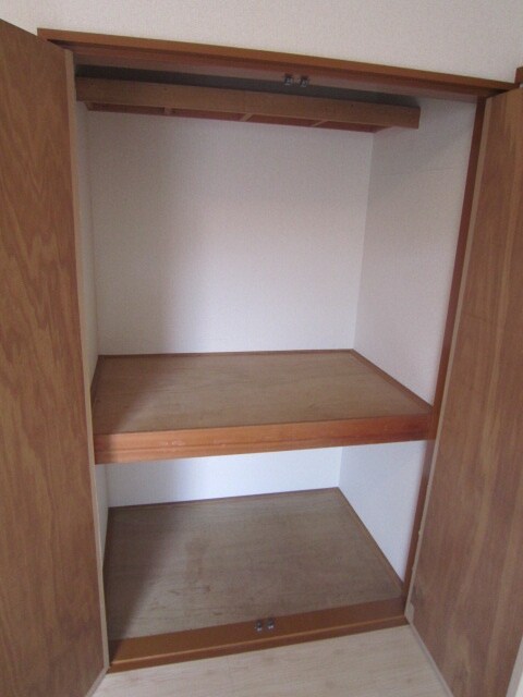 物件内観写真13　(収納)