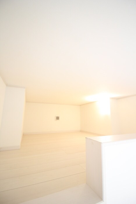 物件内観写真9　(ロフト)