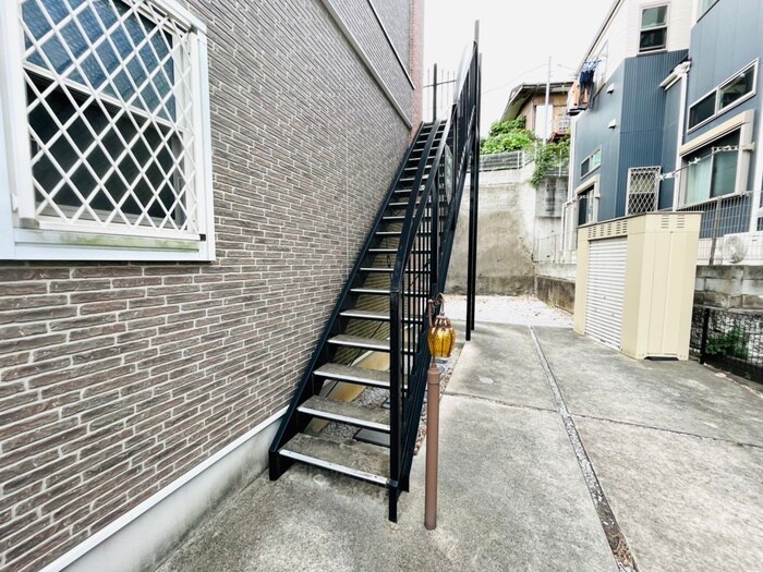 物件外観写真3　(建物設備)