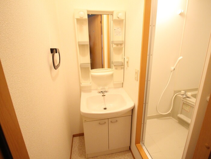 物件内観写真13　(洗面)