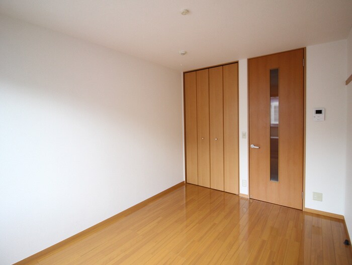 物件内観写真18　(居室)