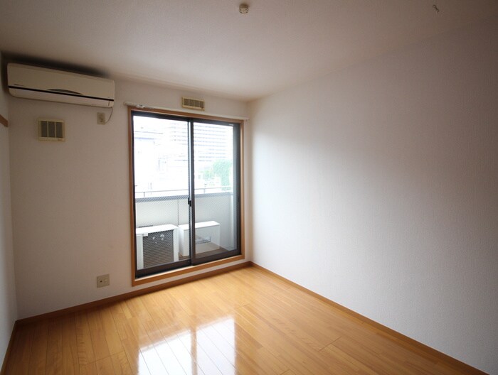 物件内観写真19　(居室)