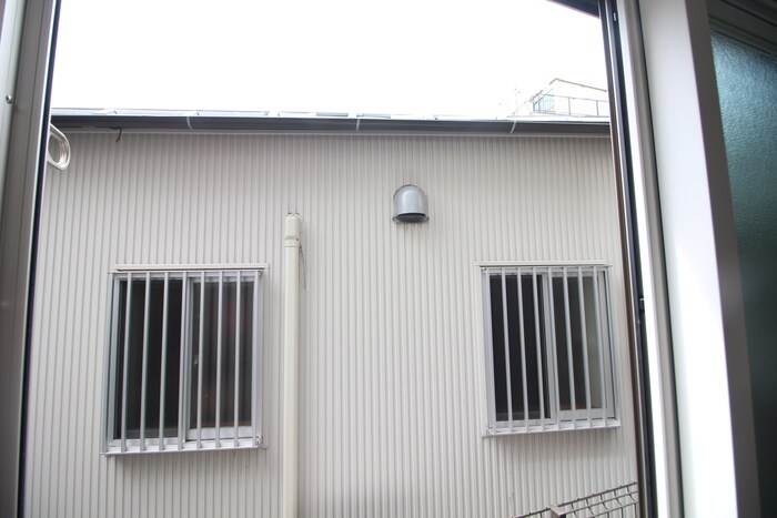 物件内観写真18　(室内からの展望)