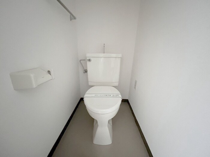 物件内観写真11　(トイレ)