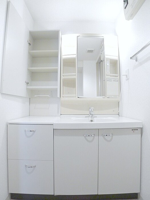 物件内観写真14　(洗面)