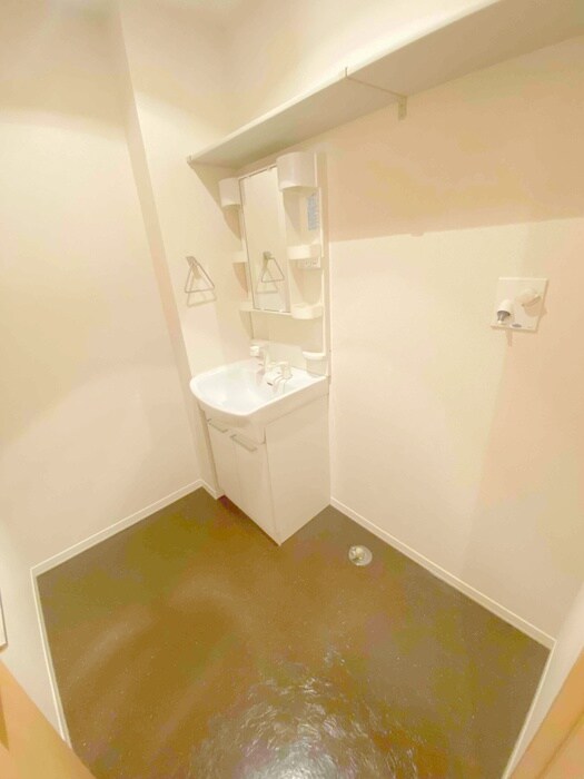 物件内観写真13　(洗面)