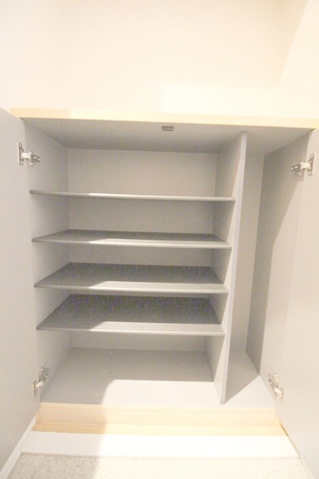 物件内観写真16　(靴箱)