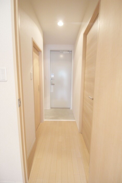 物件内観写真17　(廊下)