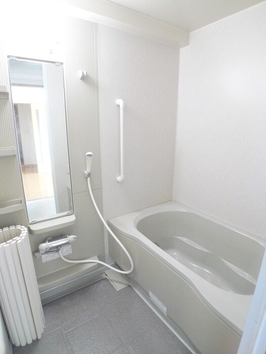 物件内観写真13　(バス／シャワールーム等)