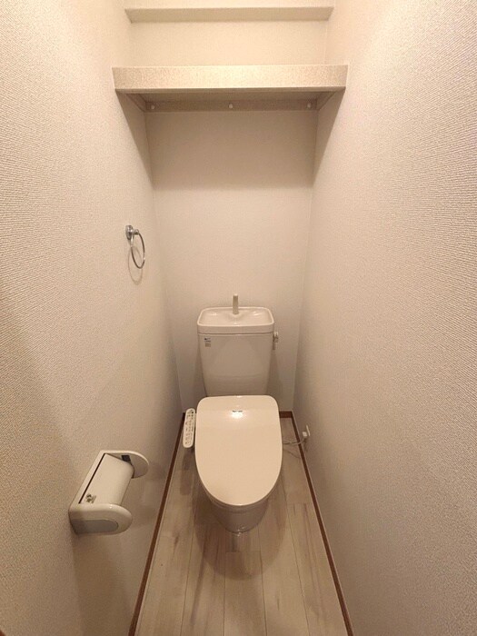 物件内観写真13　(トイレ)