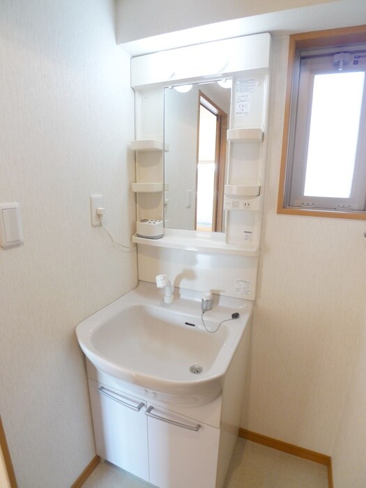 物件内観写真15　(洗面)