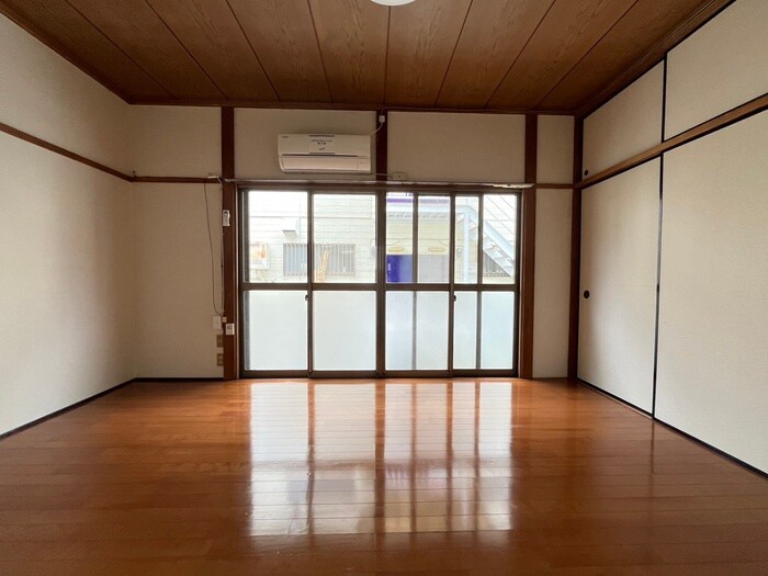 物件内観写真10　(居室)