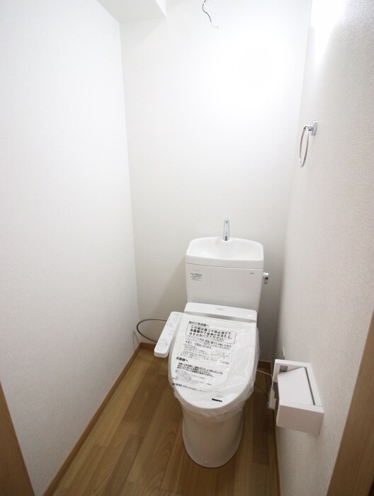 物件内観写真13　(トイレ)