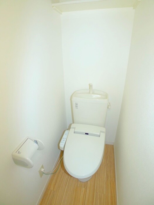 物件内観写真15　(トイレ)