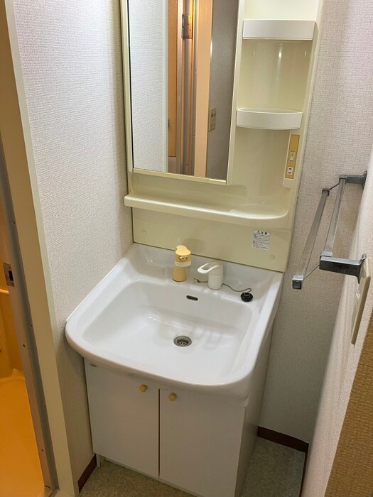 物件内観写真10　(洗面)