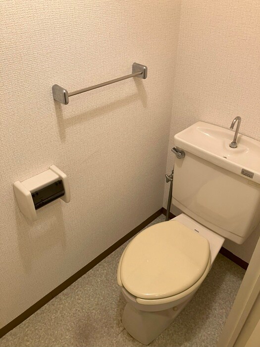 物件内観写真19　(トイレ)